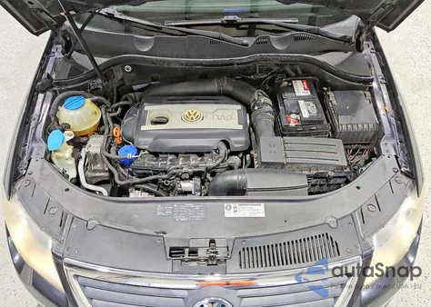 2009 Volkswagen Passat Turbo from USA, damaged, VIN WVWJK73C99P055886